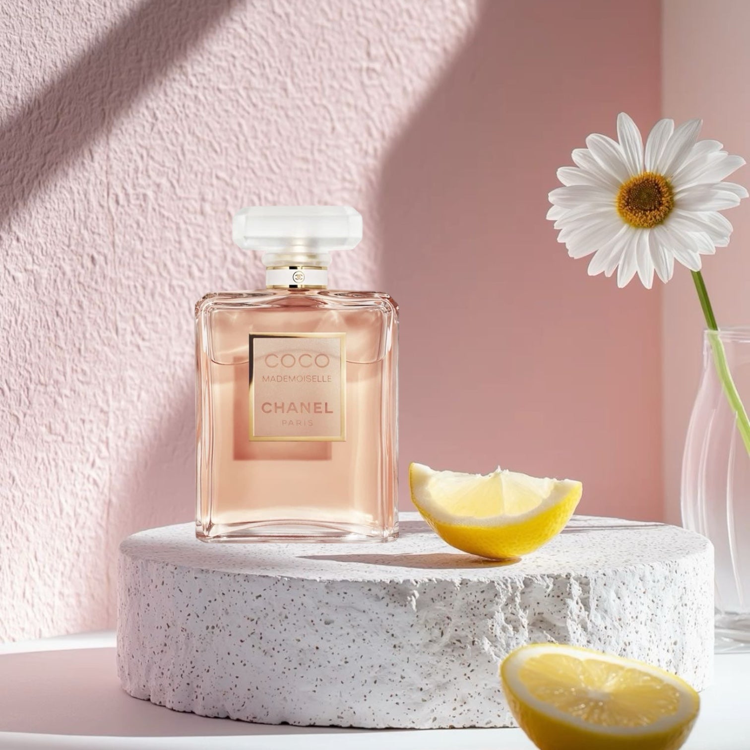 CHANEL
COCO MADEMOISELLE
Eau de Parfum Intense Spray