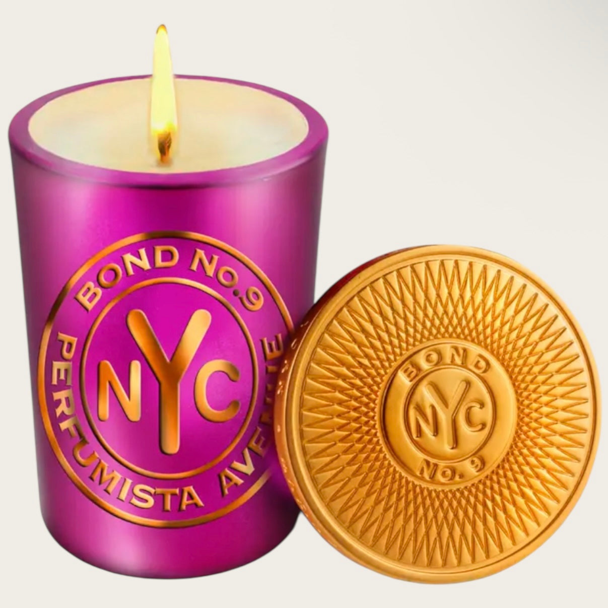 Bond No.9 New York
6.4 oz. Perfumista Avenue Scented Candle